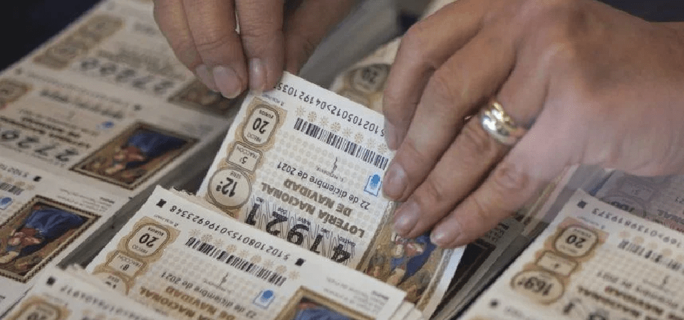 Bar Owners Conned Lottery Winner Out of $12M